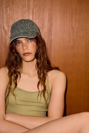 Zara {名称} - {颜色} - 0 图片