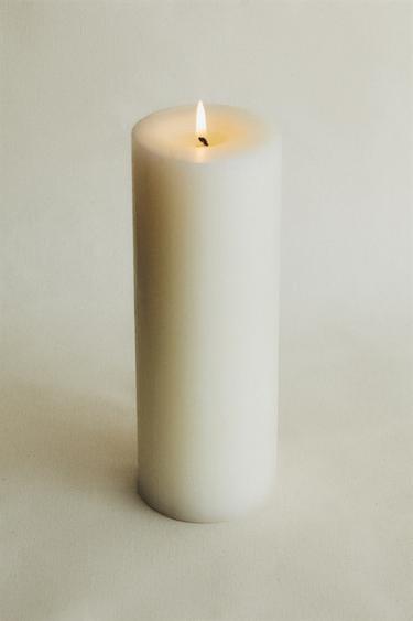 LONG DECORATIVE CYLINDRICAL CANDLE - White by Zara