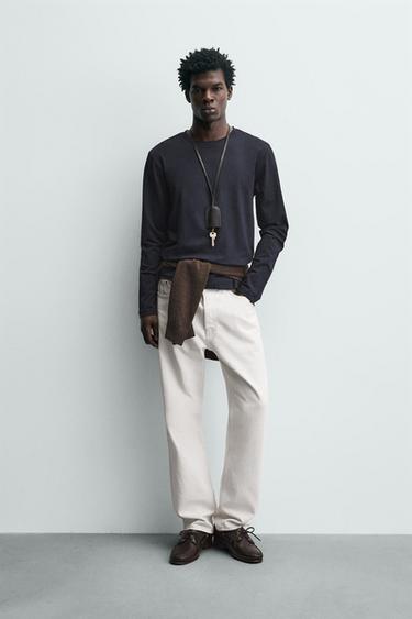 Zara {名称} - {颜色}