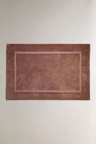 NON-SLIP SOFT TERRY BATH MAT - Pink by Zara