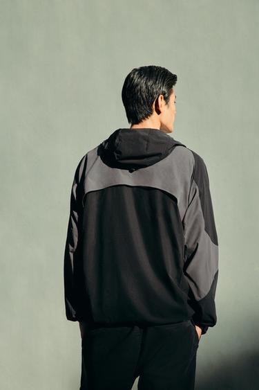 COLOUR BLOCK TECHNICAL JACKET - Black by Zara