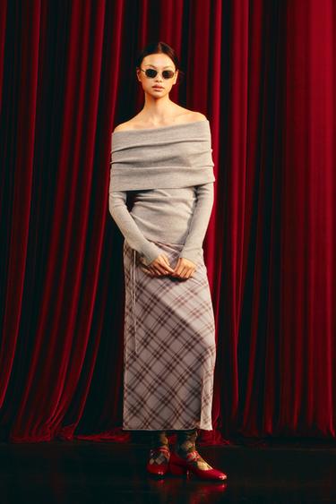 Zara {名称} - {颜色}