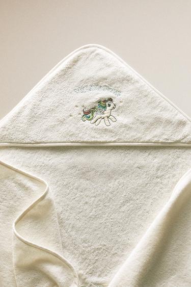 MY LITTLE PONY© TERRY HOODED BATH TOWEL - Cream by Zara