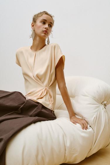 Zara {名称} - {颜色}