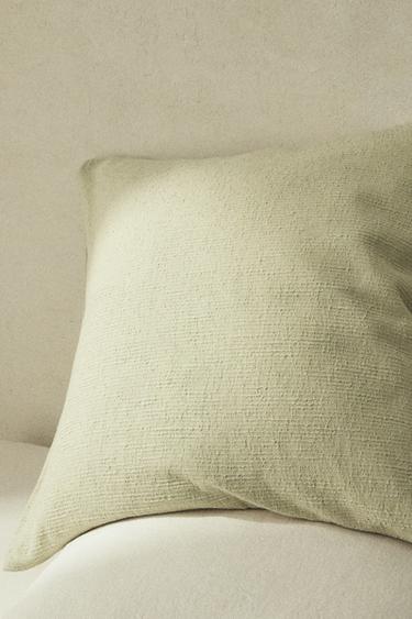 TEXTURED CUSHION COVER - Light green by Zara