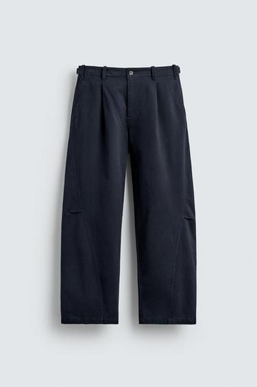 PLEATED TROUSERS WITH TWISTED SEAMS - Navy blue by Zara