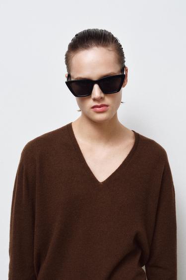 100% EXTRA-SOFT V-NECK WOOL JUMPER - Brown by Zara