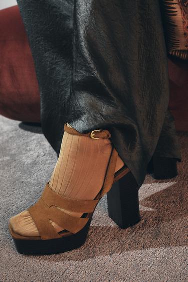 Zara {名称} - {颜色}