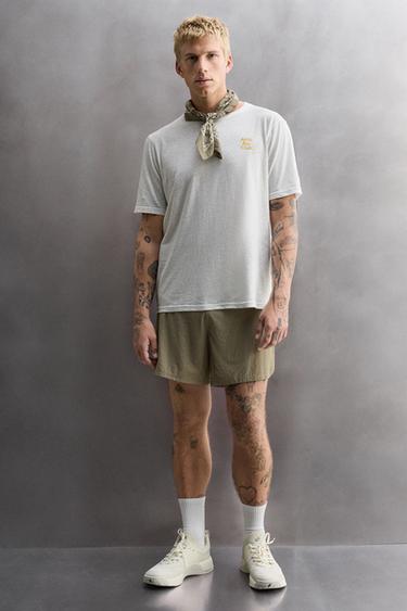 Zara {名称} - {颜色}