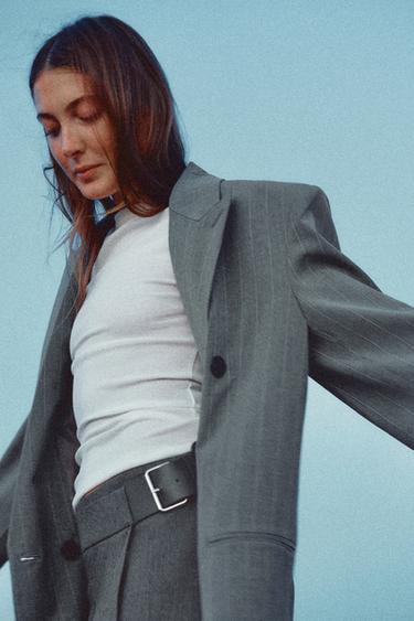 Zara {名称} - {颜色}