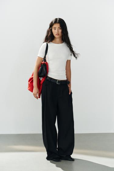 FLOWING PLEATED TROUSERS - Black by Zara