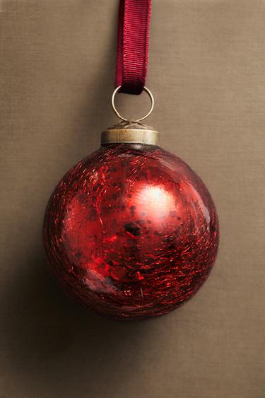 RED CHRISTMAS TREE BAUBLE - Red by Zara