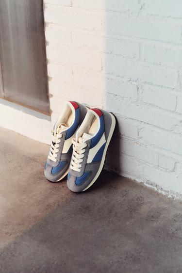 CONTRAST TRAINERS - Blue by Zara