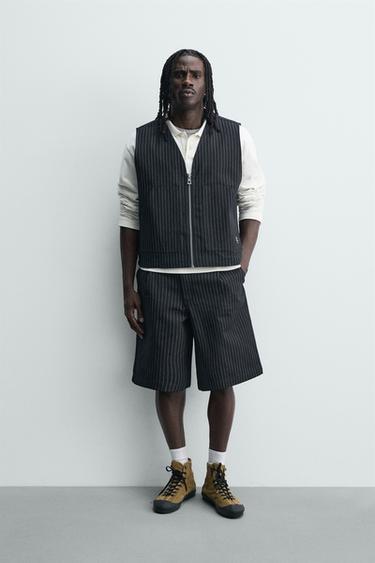 PINSTRIPE PLEATED BERMUDA SHORTS - Blue by Zara