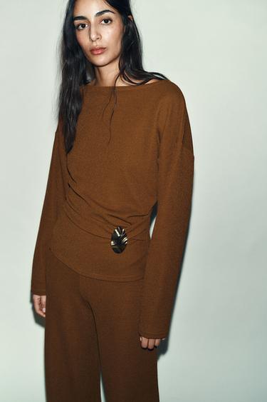 TEXTURED TOP WITH BUCKLE - Mustard by Zara