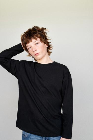 BASIC MEDIUM WEIGHT T-SHIRT - Black by Zara