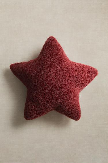 CHILDREN'S SMALL FAUX SHEARLING STAR CUSHION - Red by Zara