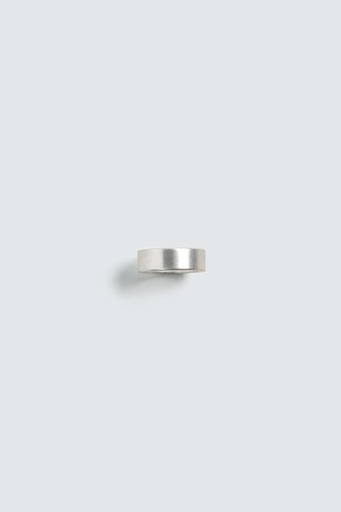MATTE METAL BAND RING - Silver by Zara