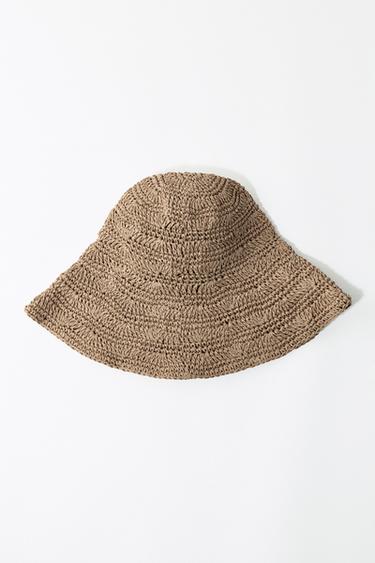 BRAIDED BUCKET HAT - Light brown by Zara