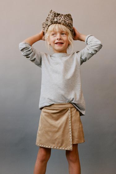 Zara {名称} - {颜色}