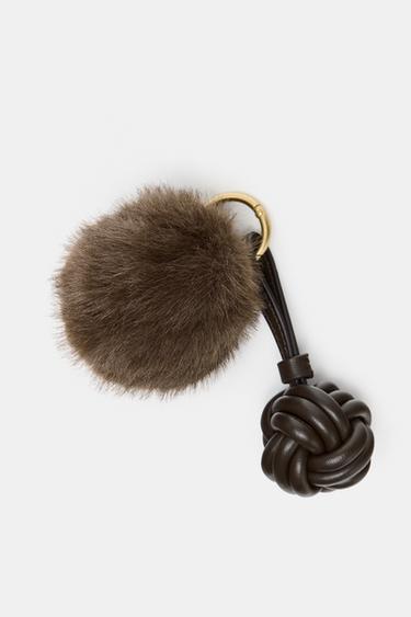 KNOTTED FAUX FUR CHARM - Brown by Zara