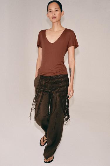 Zara {名称} - {颜色}