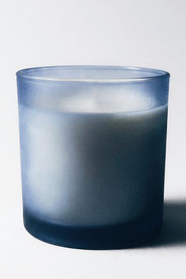 (350 G) AQUA BERGAMOTA SCENTED CANDLE - Pastel green by Zara