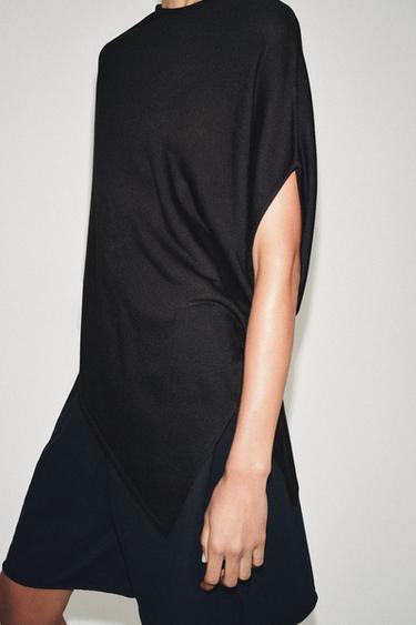 ASYMMETRIC KNIT TOP - Black by Zara