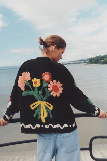 FLORAL EMBROIDERED JACKET - Black by Zara