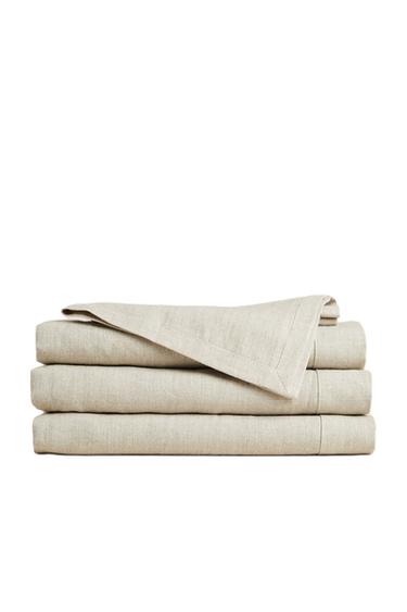 PLAIN-COLOURED LINEN TABLECLOTH - Light beige by Zara