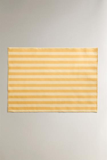STRIPED RESIN-COATED PLACEMAT - Yellow by Zara
