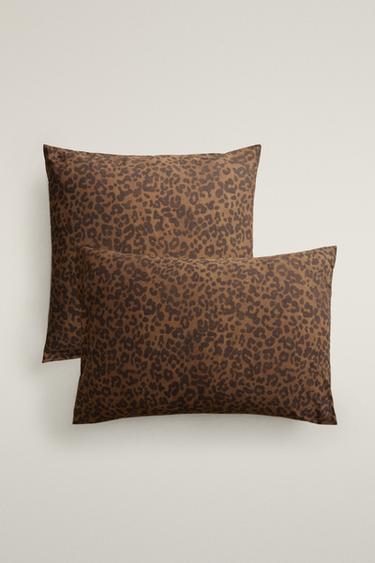LEOPARD PRINT PERCALE PILLOWCASE (200 THREAD COUNT) - Dark brown by Zara