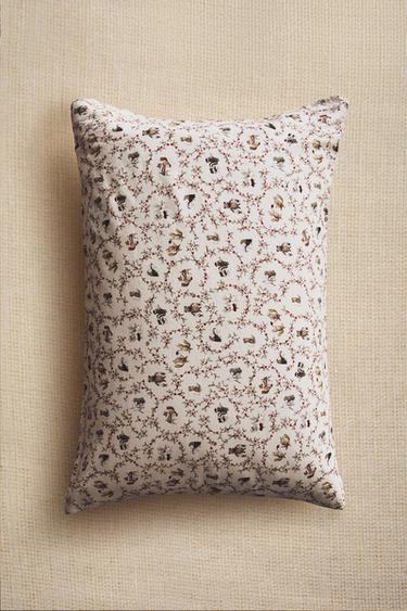 CHILDREN'S CHRISTMAS ANIMAL PILLOWCASE - Multicoloured by Zara