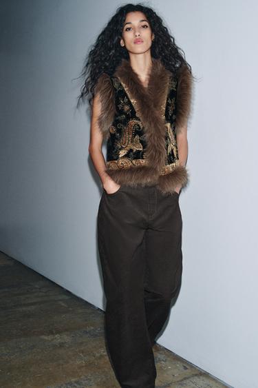 Zara {名称} - {颜色}