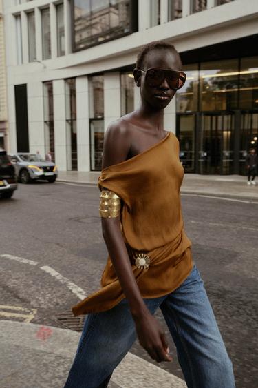 ASYMMETRIC SATIN TOP WITH APPLIQUÉ - Tobacco by Zara