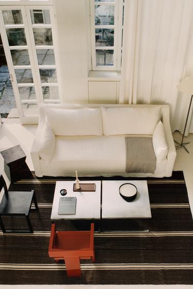 Zara {名称} - {颜色}