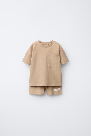 Zara {名称} - {颜色}