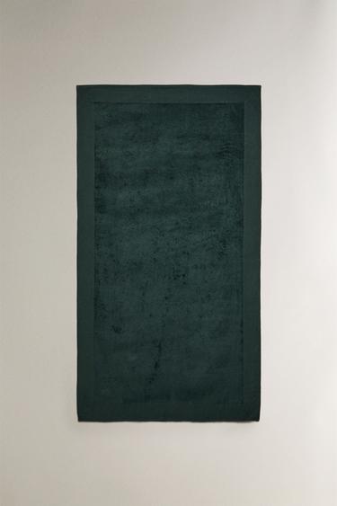 COTTON BEACH TOWEL WITH LINEN BORDER - Green by Zara