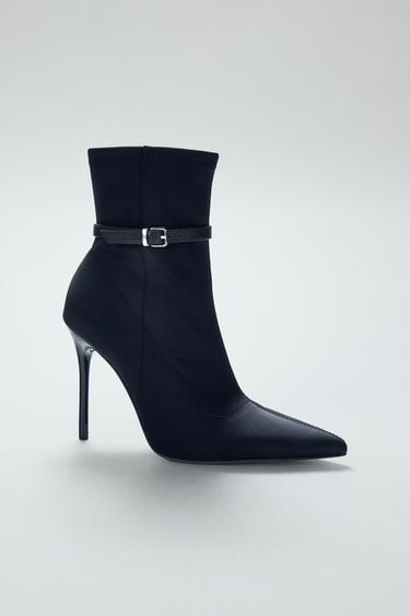 HEELED ANKLE BOOTS WITH BUCKLE - Black by Zara