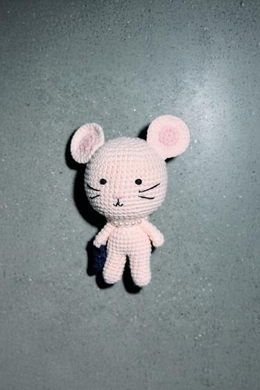 Zara {名称} - {颜色}