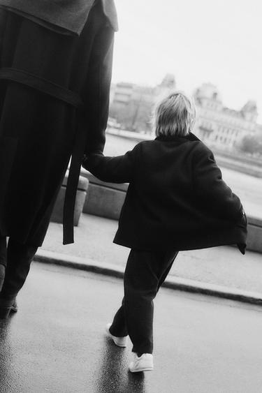 Zara {名称} - {颜色}