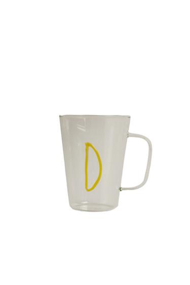 BOROSILICATE MUG WITH INITIAL D - Yellow by Zara