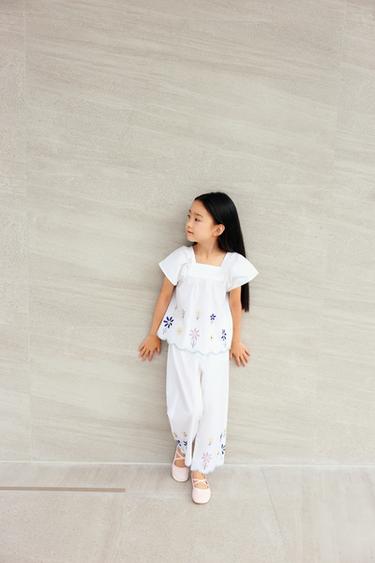 CROSS-STITCH FLORAL TOP - White by Zara