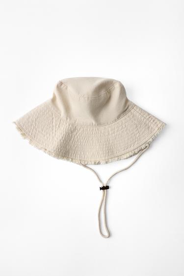 100% COTTON BUCKET HAT - Ecru by Zara