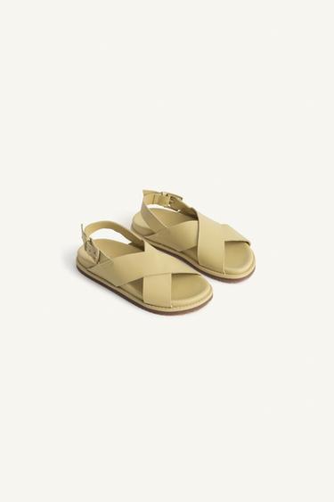 Zara {名称} - {颜色}