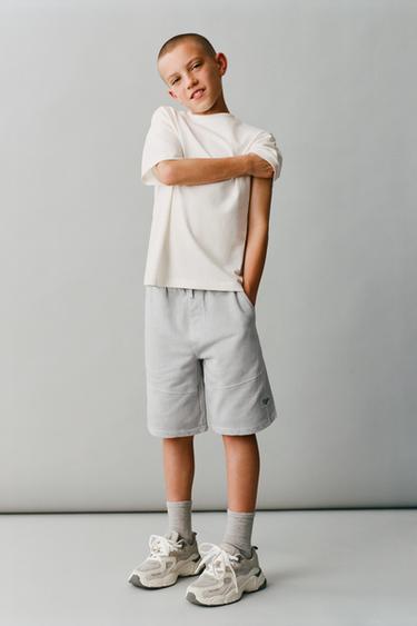 GARMENT-DYED STRAIGHT BERMUDA SHORTS - Light grey by Zara