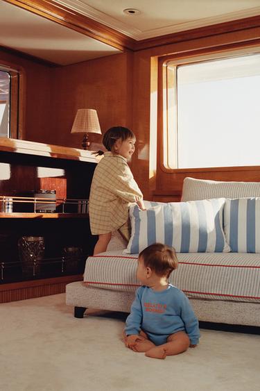 Zara {名称} - {颜色}