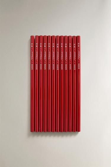 PACK OF VIARCO VINTAGE WOODEN PENCILS - Red by Zara
