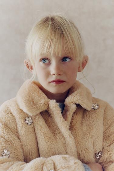 Zara {名称} - {颜色}