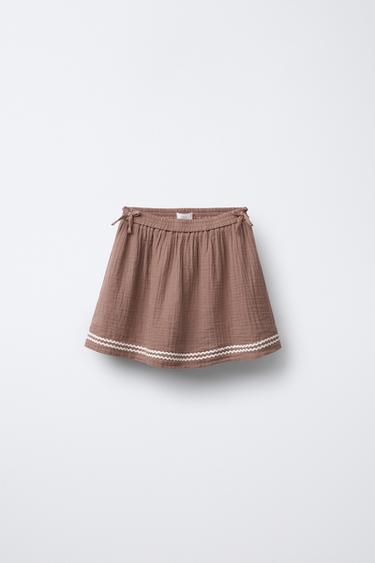 TEXTURED BERMUDA SKORT WITH BOWS - Light brown by Zara - Image 0